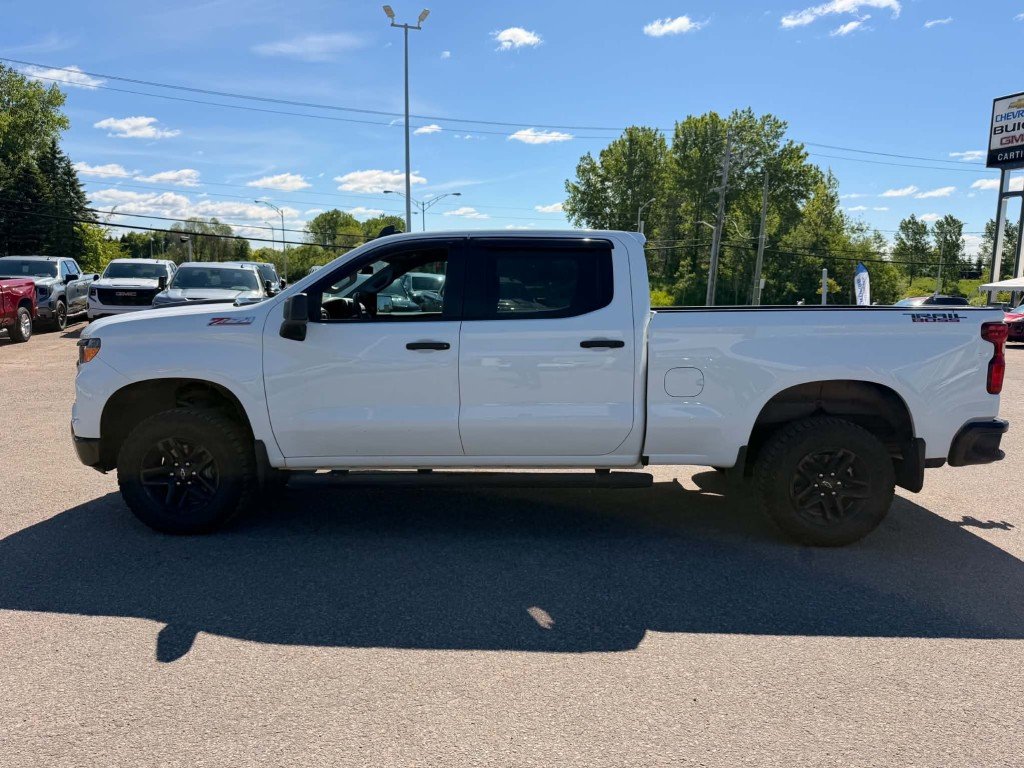 2025 Chevrolet Silverado 1500 Custom Trail Boss in Quebec, Quebec - 8 - w1024h768px