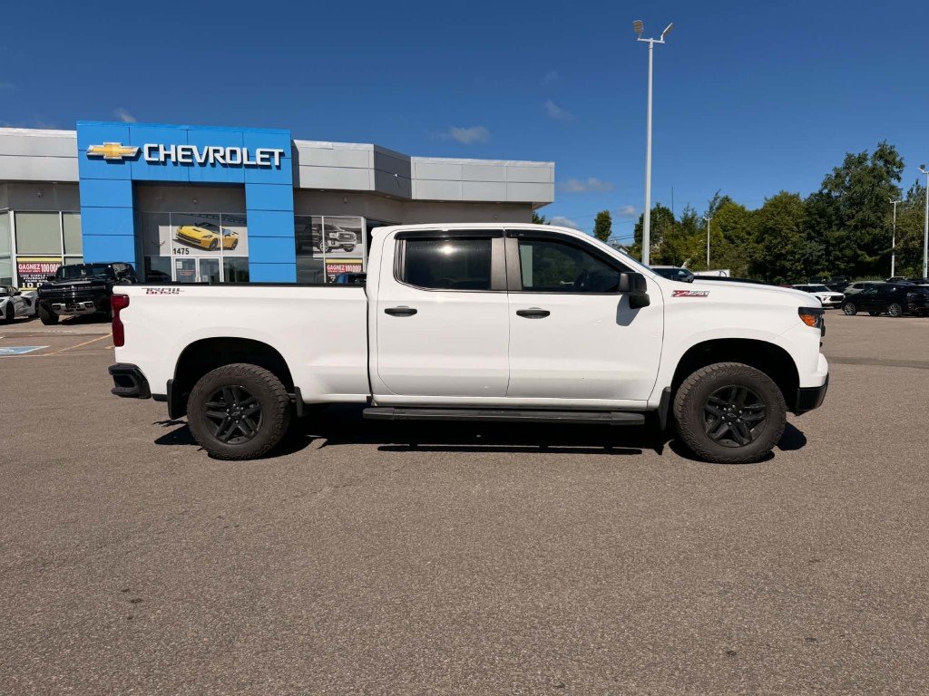 2025 Chevrolet Silverado 1500 Custom Trail Boss in Quebec, Quebec - 2 - w1024h768px