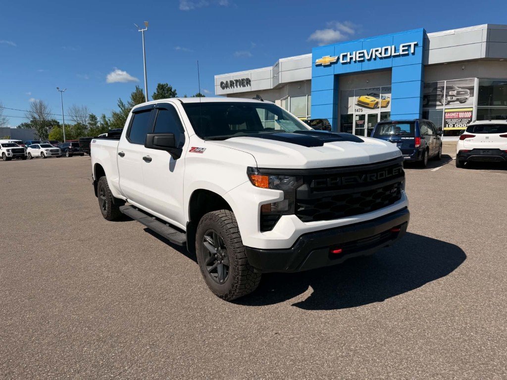 2025 Chevrolet Silverado 1500 Custom Trail Boss in Quebec, Quebec - 1 - w1024h768px