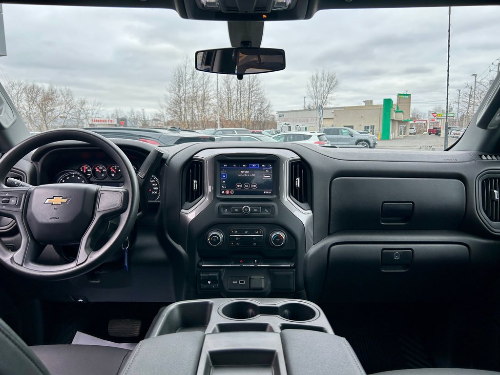 2022  Silverado 2500 HD 4WD Double Cab LWB in Drummondville, Quebec - 10 - w1024h768px