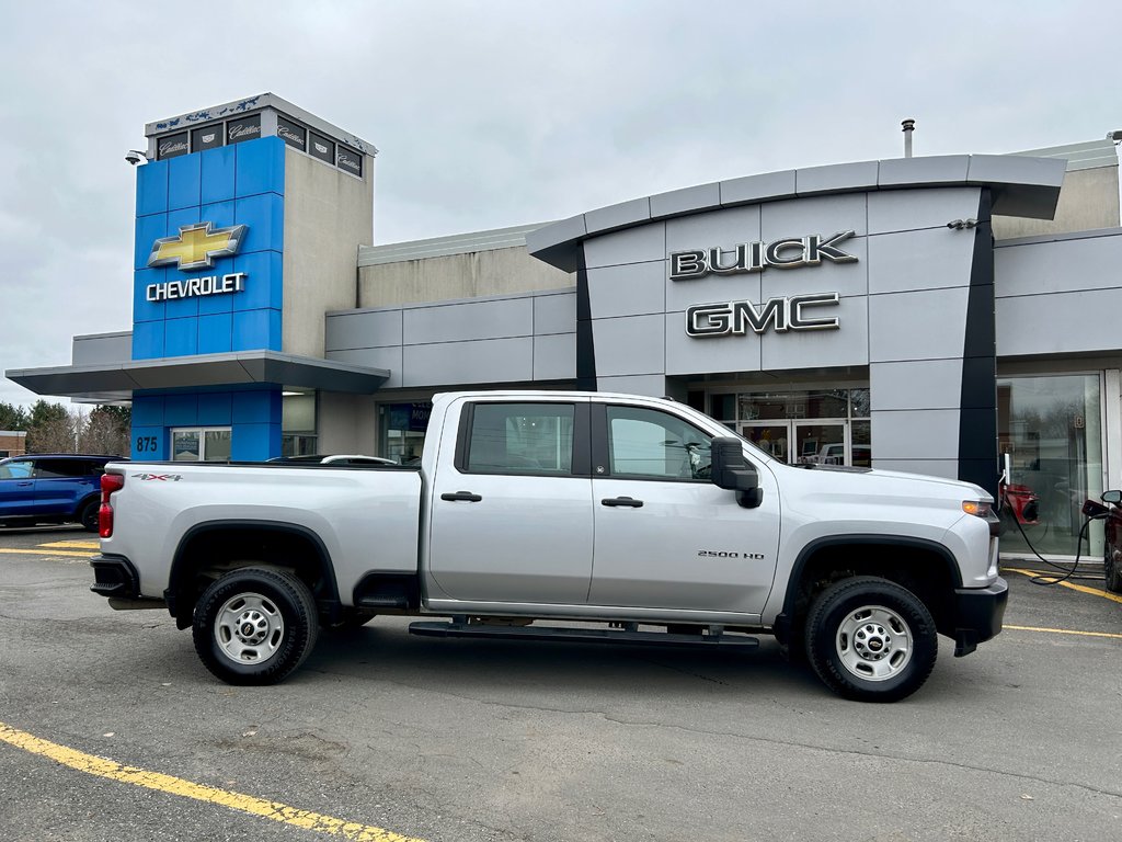 2022  Silverado 2500 HD 4WD Double Cab LWB in Drummondville, Quebec - 3 - w1024h768px