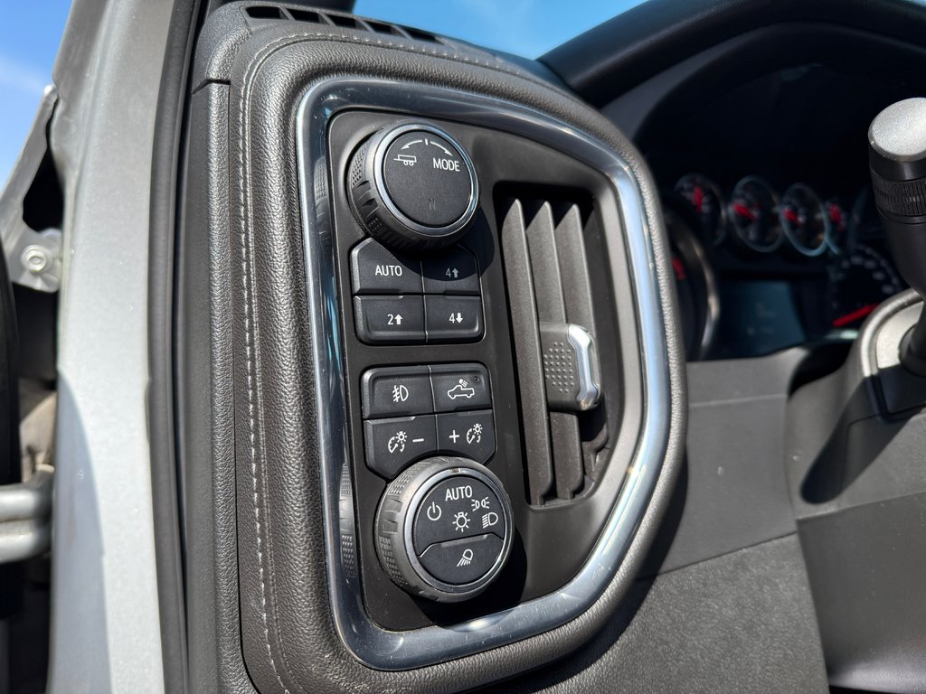Chevrolet Silverado 2500HD LT 2020 à Drummondville, Québec - 12 - w1024h768px