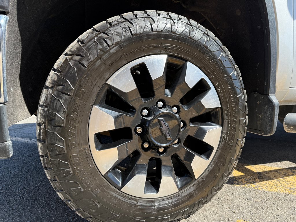 Chevrolet Silverado 2500HD LT 2020 à Drummondville, Québec - 6 - w1024h768px