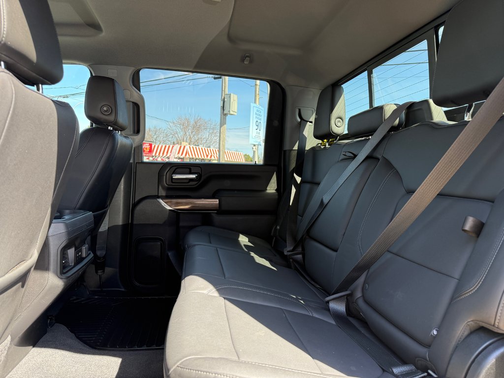 Chevrolet Silverado 2500HD LT 2020 à Drummondville, Québec - 9 - w1024h768px