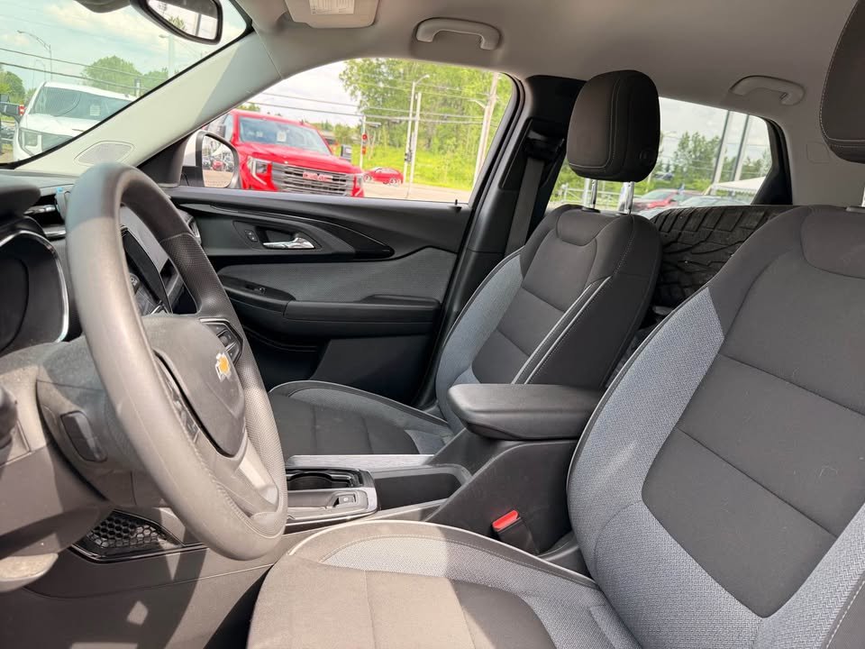 2023 Chevrolet Trailblazer LT in Quebec, Quebec - 13 - w1024h768px