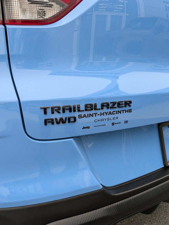 2023 Chevrolet Trailblazer RS in Saint-Hyacinthe, Quebec - 8 - w1024h768px