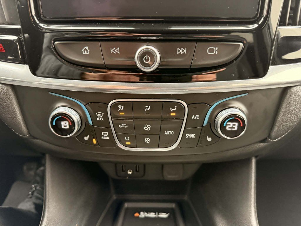 2022 Chevrolet Traverse LT Cloth in Quebec, Quebec - 22 - w1024h768px
