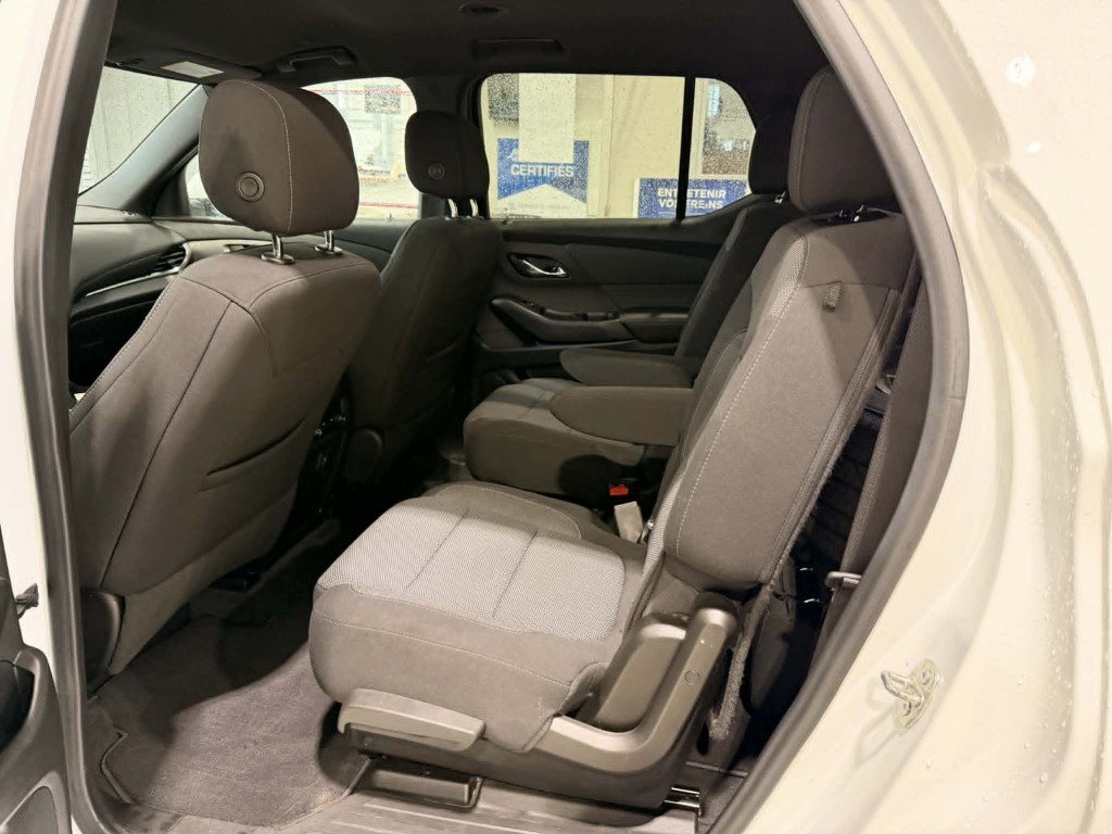 2022 Chevrolet Traverse LT Cloth in Quebec, Quebec - 28 - w1024h768px