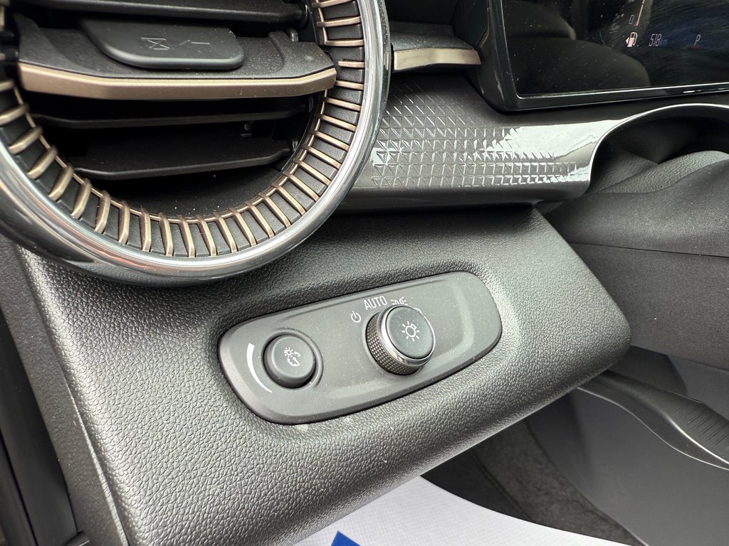 2025 Chevrolet Trax ACTIV in Drummondville, Quebec - 11 - w1024h768px