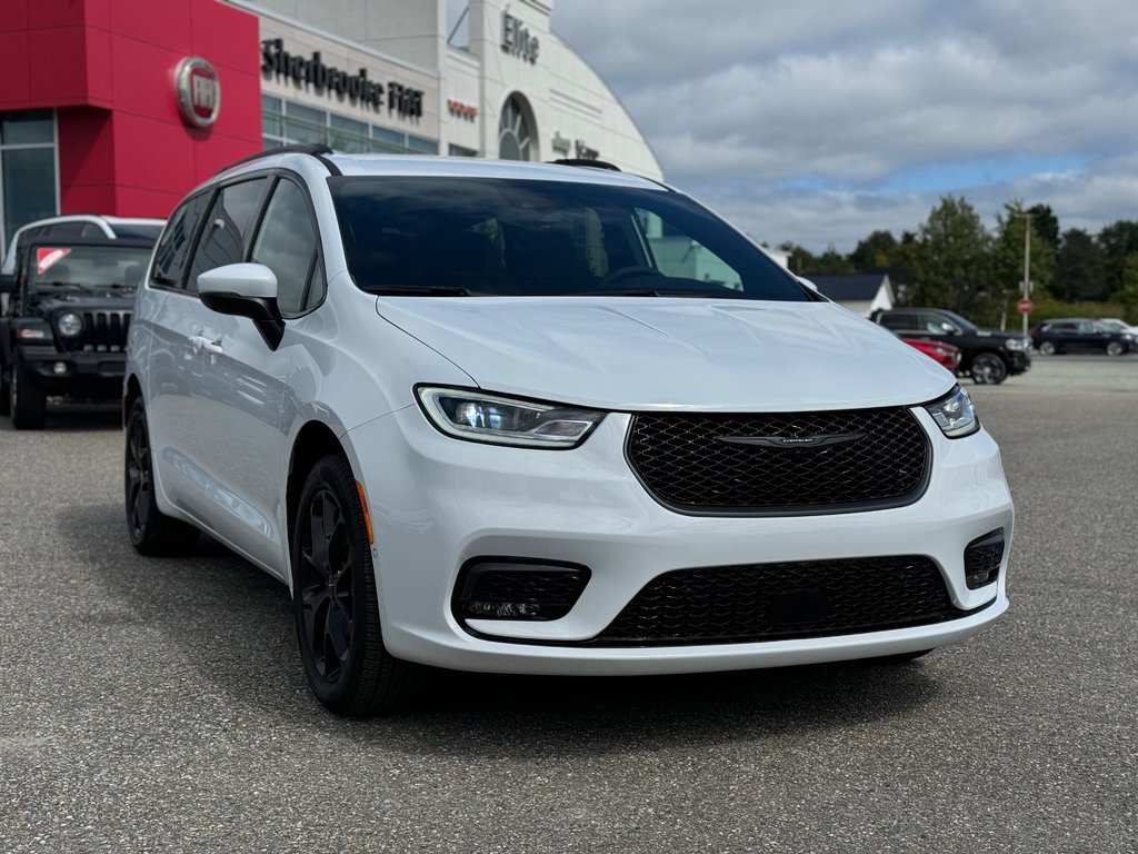 Pacifica TOURING L 2023 à Sherbrooke, Québec - 2 - w1024h768px