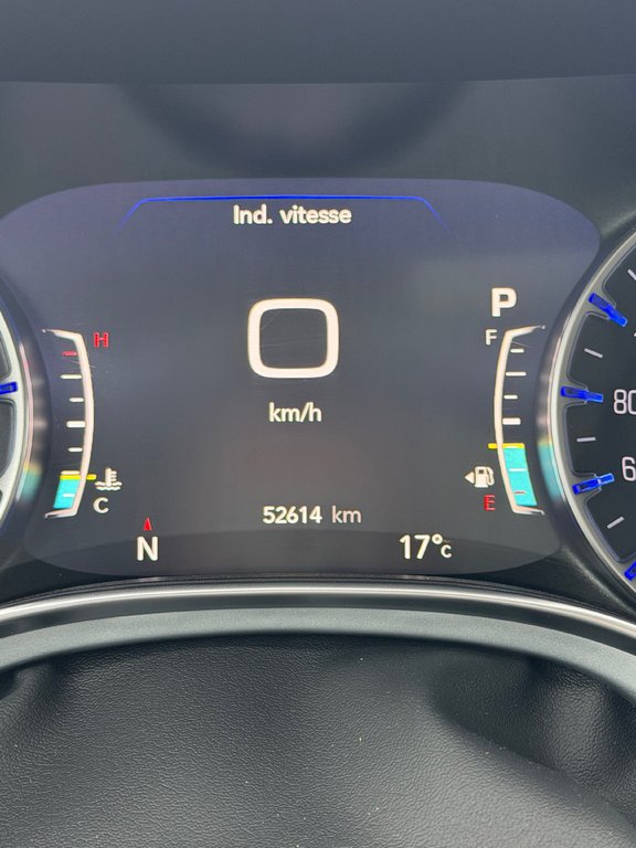 2025 Chrysler Pacifica Limited in Saint-Hyacinthe, Quebec - 11 - w1024h768px