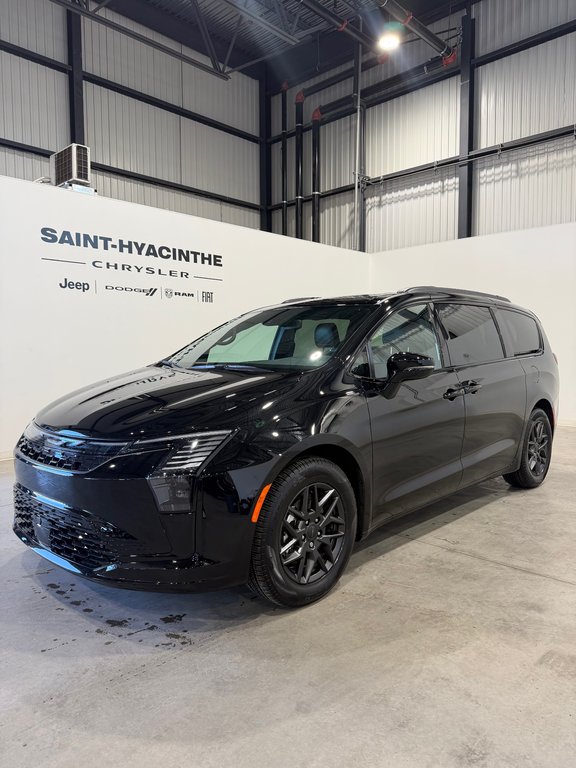 Chrysler Pacifica SELECT 2027 à Saint-Hyacinthe, Québec - 1 - w1024h768px