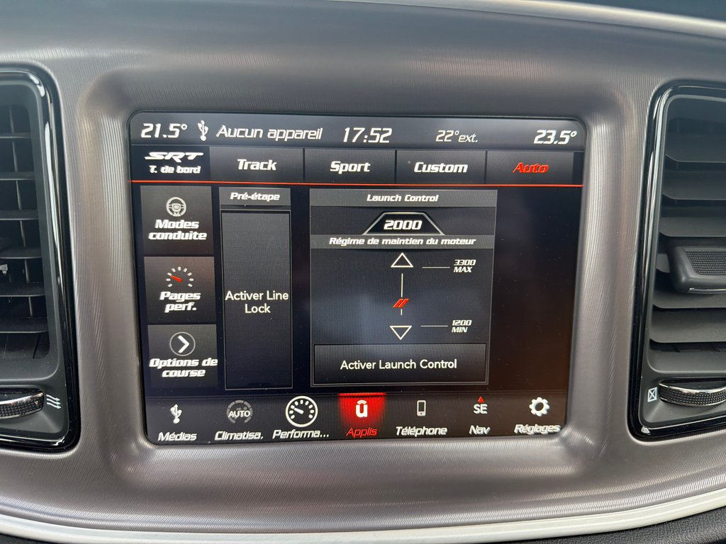 2022 Dodge Challenger Scat Pack 392 in St-Jean-Sur-Richelieu, Quebec - 13 - w1024h768px