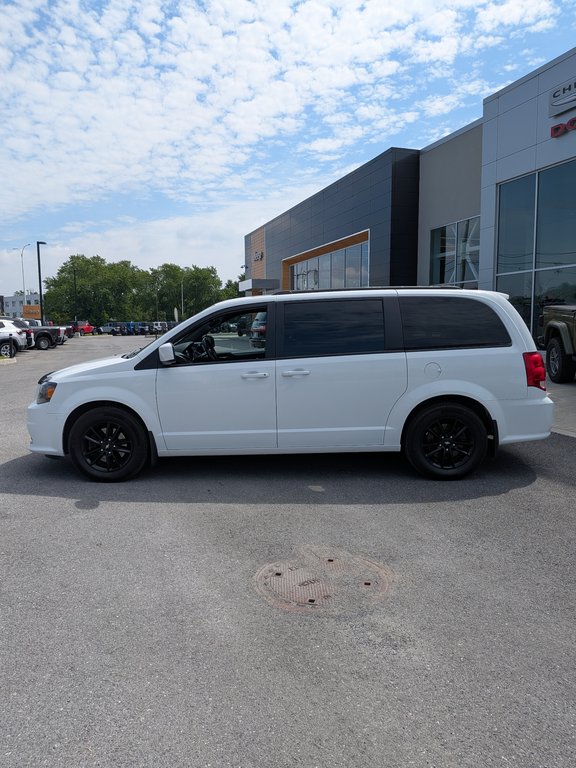 2020 Dodge Grand Caravan GT in Saint-Hyacinthe, Quebec - 3 - w1024h768px