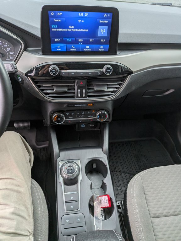 2022 Ford Escape SE AWD SPORT in Saint-Hyacinthe, Quebec - 16 - w1024h768px