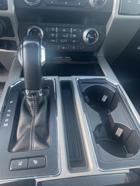 Ford F-150 LARIAT 2020 à Québec, Québec - 21 - w1024h768px