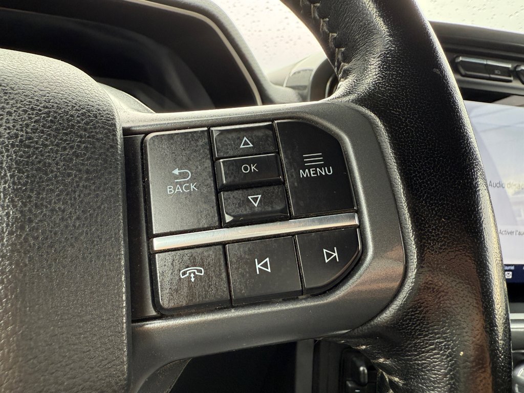 2022 Ford F-150 XLT SPORT in Drummondville, Quebec - 14 - w1024h768px