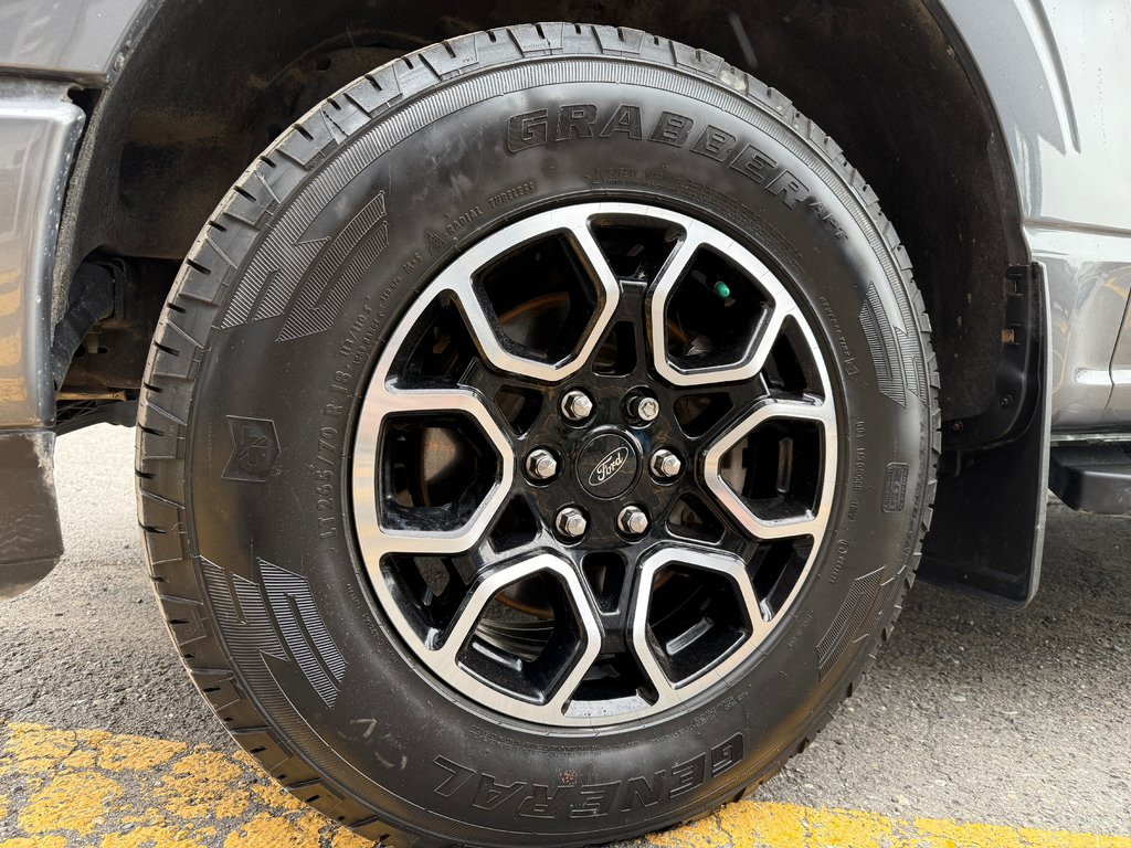 2022 Ford F-150 XLT SPORT in Drummondville, Quebec - 5 - w1024h768px