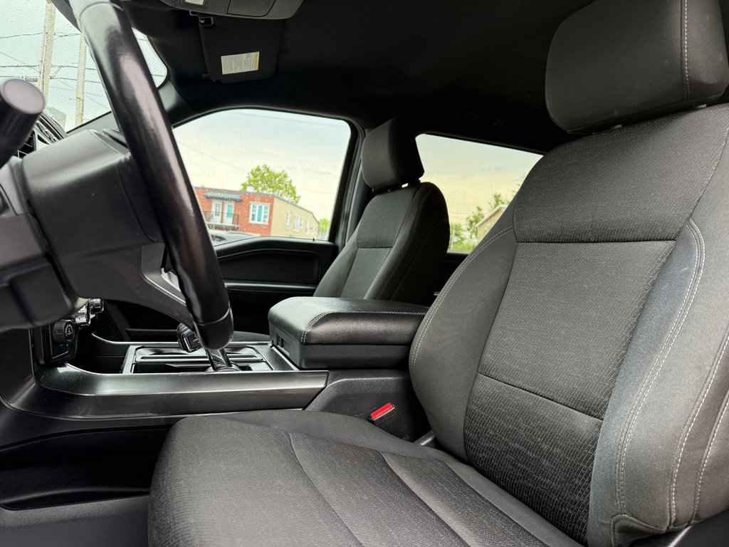 2022 Ford F-150 XLT SPORT in Drummondville, Quebec - 7 - w1024h768px