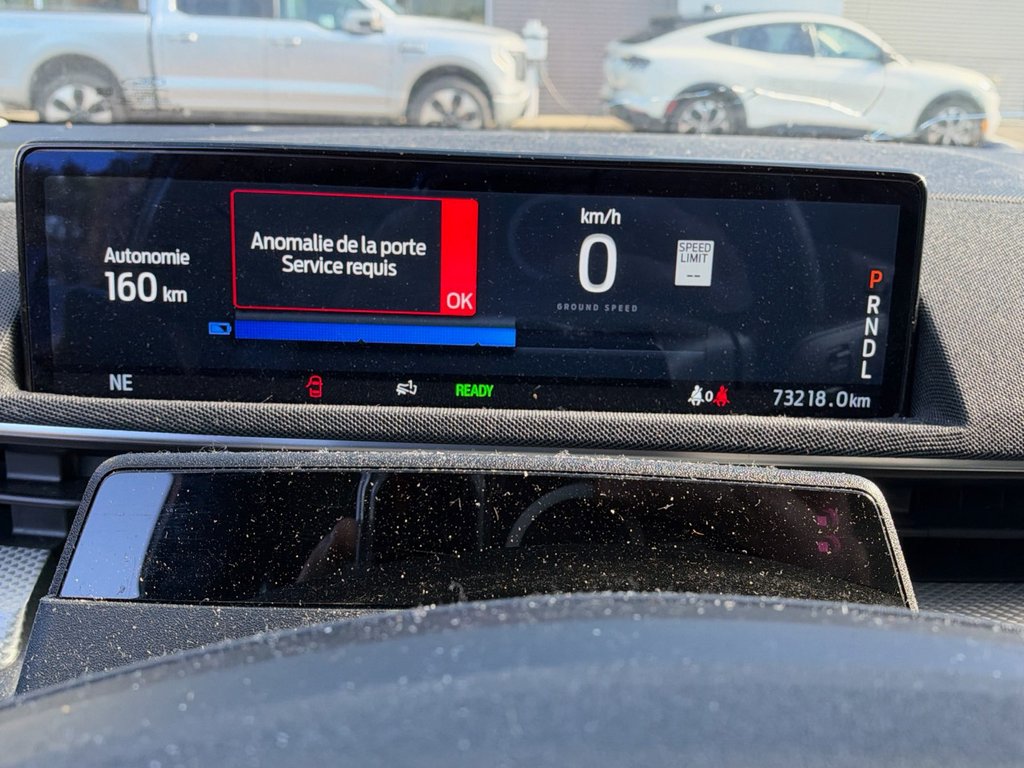 Ford Mustang Mach-E Select AWD 2022 à Sherbrooke, Québec - 7 - w1024h768px