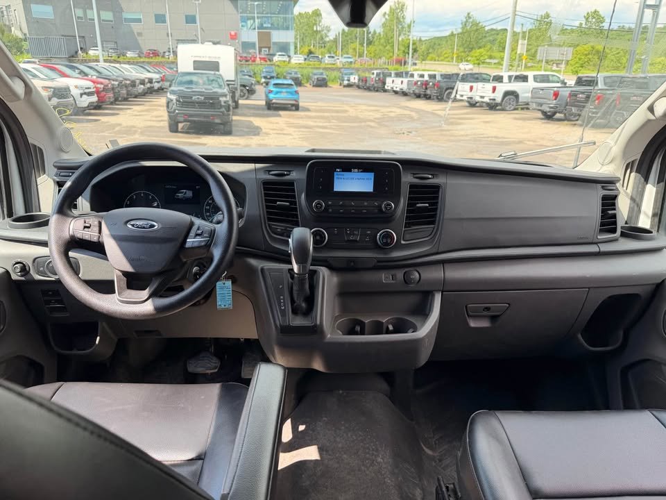 Ford Transit Cargo Van Cargo Van 2024 à Québec, Québec - 12 - w1024h768px