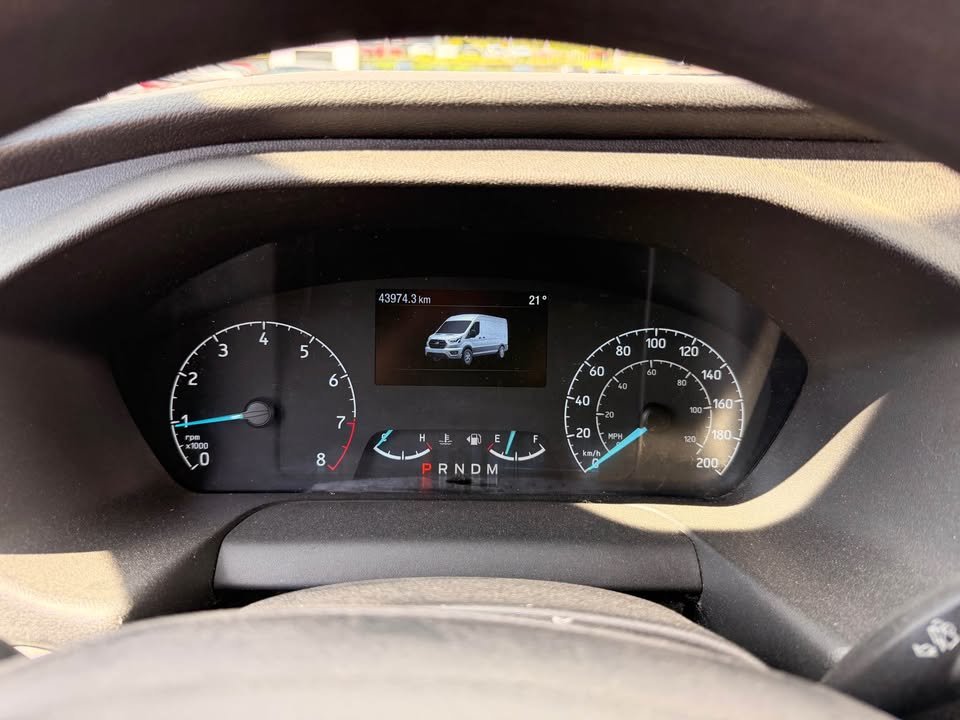 Ford Transit Cargo Van Cargo Van 2024 à Québec, Québec - 11 - w1024h768px