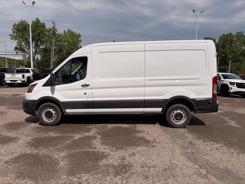 Ford Transit Cargo Van Cargo Van 2024 à Québec, Québec - 8 - w1024h768px