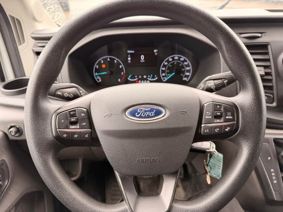 2025 Ford Transit Cargo Van Cargo Van HI ROOF in Quebec, Quebec - 11 - w1024h768px