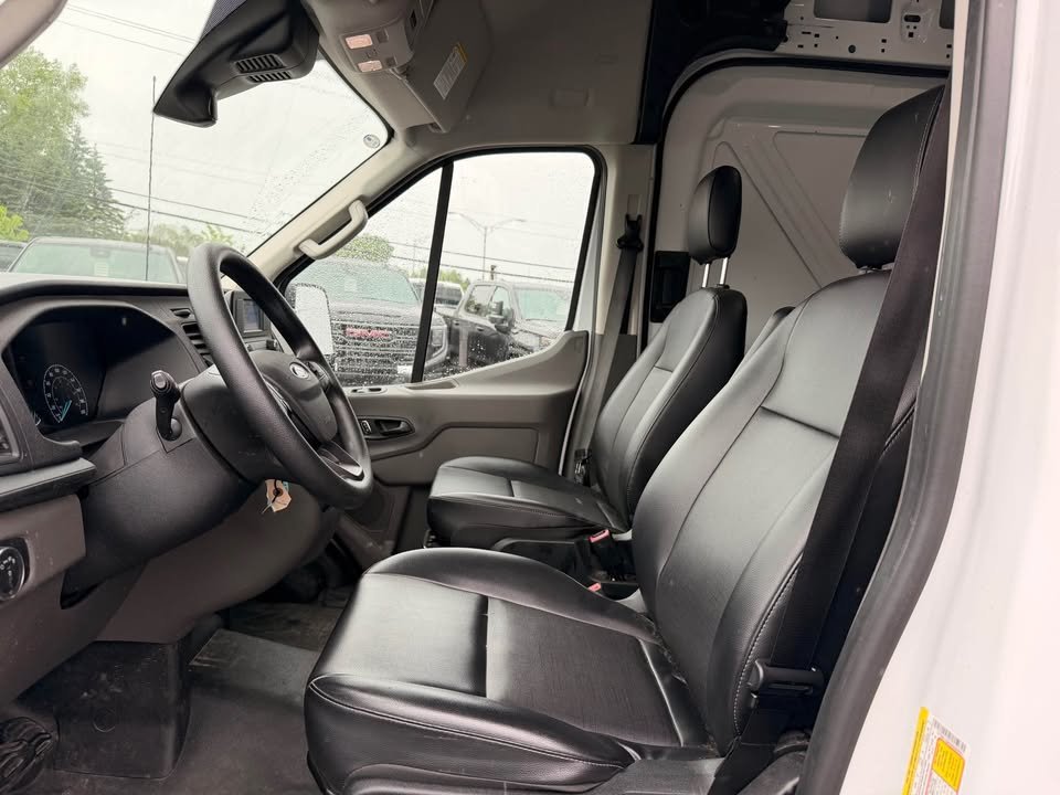 2025 Ford Transit Cargo Van Cargo Van HI ROOF in Quebec, Quebec - 12 - w1024h768px