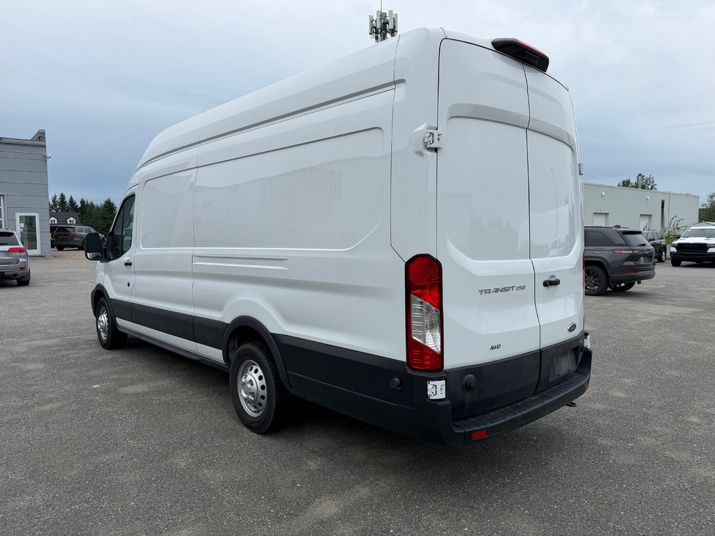 Ford Transit Cargo Van 250 HIGH ROOF AWD 2025 à Sherbrooke, Québec - 3 - w1024h768px