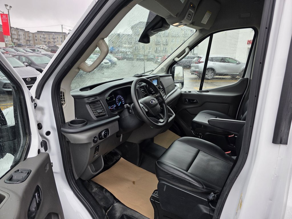 Ford TRANSIT T-250 EL AWD CARGO VAN  2023 à Rivière-du-Loup, Québec - 6 - w1024h768px