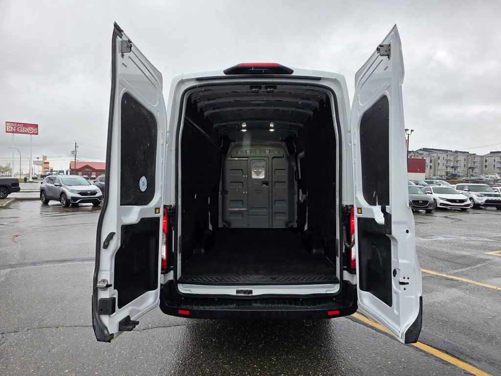 Ford TRANSIT T-250 EL AWD CARGO VAN  2023 à Rivière-du-Loup, Québec - 12 - w1024h768px