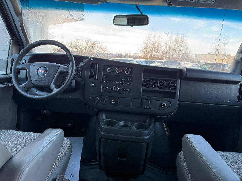 GMC SAVANA FOURGONNETTE UTILITAIRE  2500 EXTENDED 2017 à Drummondville, Québec - 7 - w1024h768px