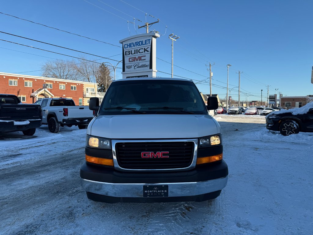 GMC SAVANA FOURGONNETTE UTILITAIRE  2500 EXTENDED 2017 à Drummondville, Québec - 2 - w1024h768px