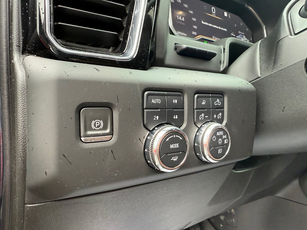 GMC Sierra 1500 Denali Ultimate 2023 à Drummondville, Québec - 12 - w1024h768px