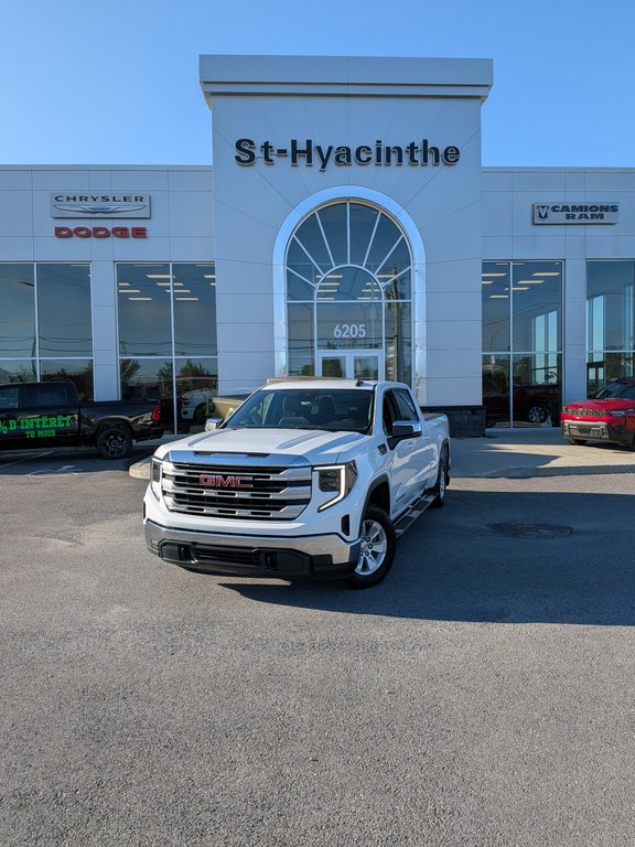 2023 GMC Sierra 1500 SLE in Saint-Hyacinthe, Quebec - 1 - w1024h768px