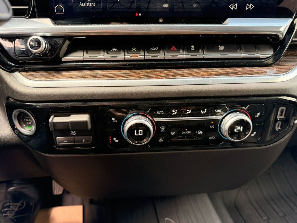 2024 GMC Sierra 1500 Elevation in Quebec, Quebec - 27 - w1024h768px