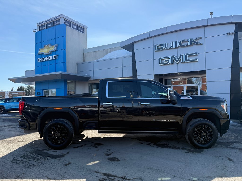 2022 GMC Sierra 2500HD Denali in Drummondville, Quebec - 3 - w1024h768px