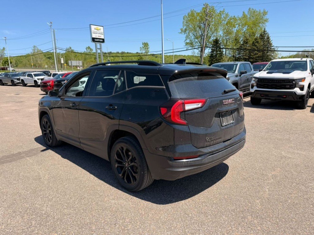 2022 GMC Terrain SLT in Quebec, Quebec - 9 - w1024h768px