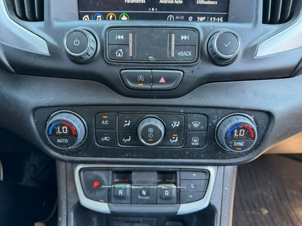 2022 GMC Terrain SLT in Quebec, Quebec - 14 - w1024h768px