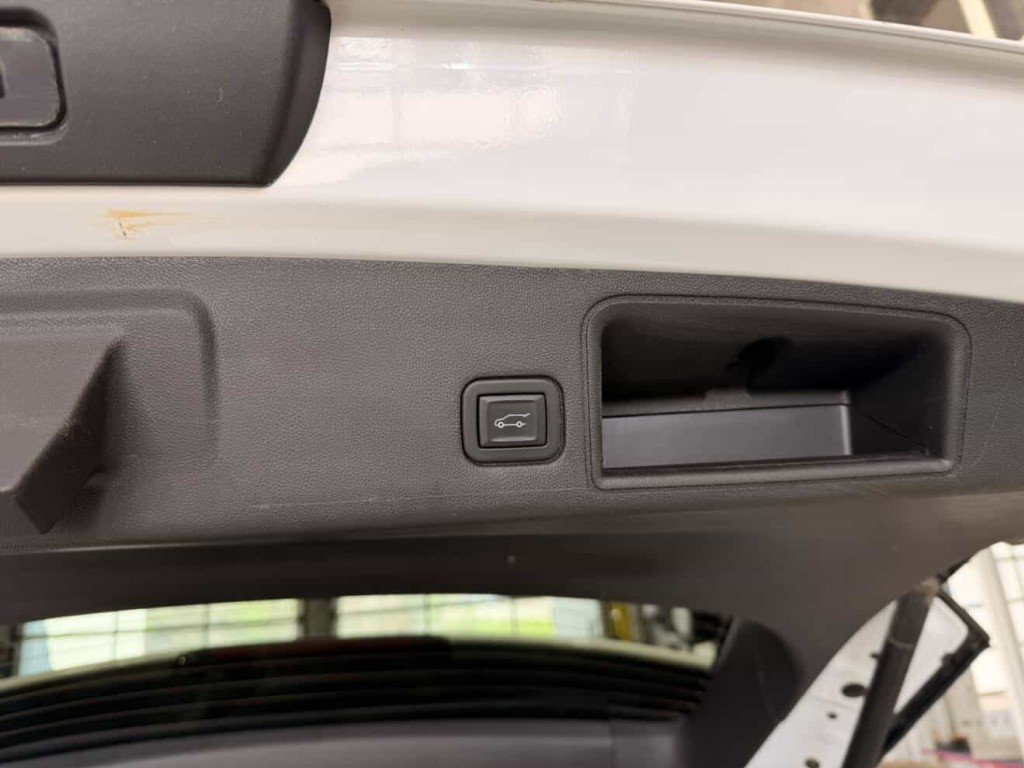 2023 GMC Terrain Denali in Quebec, Quebec - 7 - w1024h768px