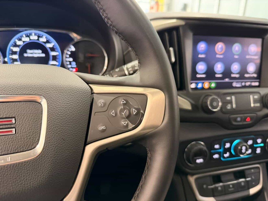 2023 GMC Terrain Denali in Quebec, Quebec - 21 - w1024h768px