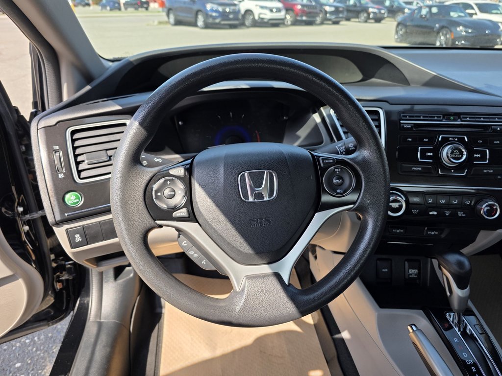 2013 Honda CIVIC LX in Rivière-du-Loup, Quebec - 10 - w1024h768px