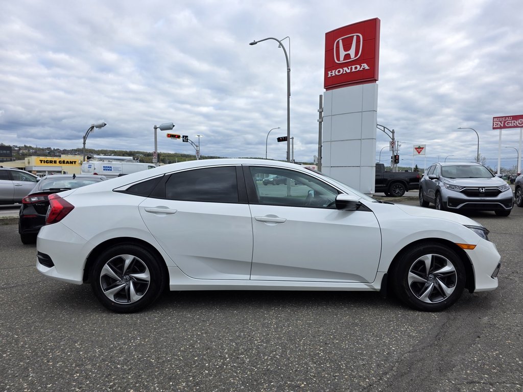 Honda CIVIC LX  2020 à Rivière-du-Loup, Québec - 4 - w1024h768px