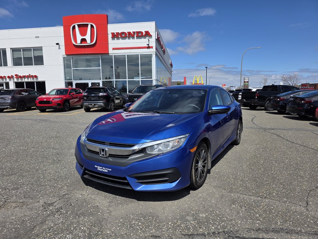 2018 Honda Civic LX in Rivière-du-Loup, Quebec - 1 - w1024h768px
