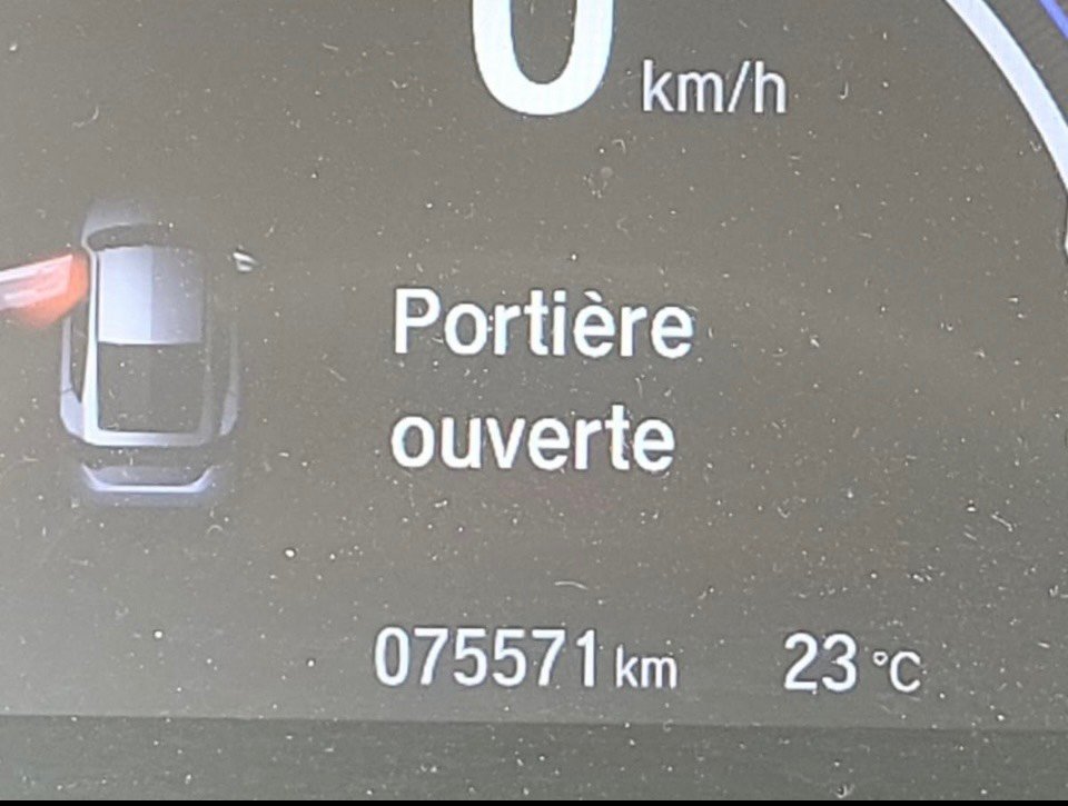 Honda Clarity Plug-In Hybrid Touring Cuir Navigation 2021 à St-Jean-Sur-Richelieu, Québec - 6 - w1024h768px