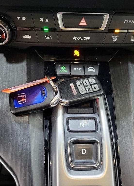 Honda Clarity Plug-In Hybrid Touring Cuir Navigation 2021 à St-Jean-Sur-Richelieu, Québec - 7 - w1024h768px
