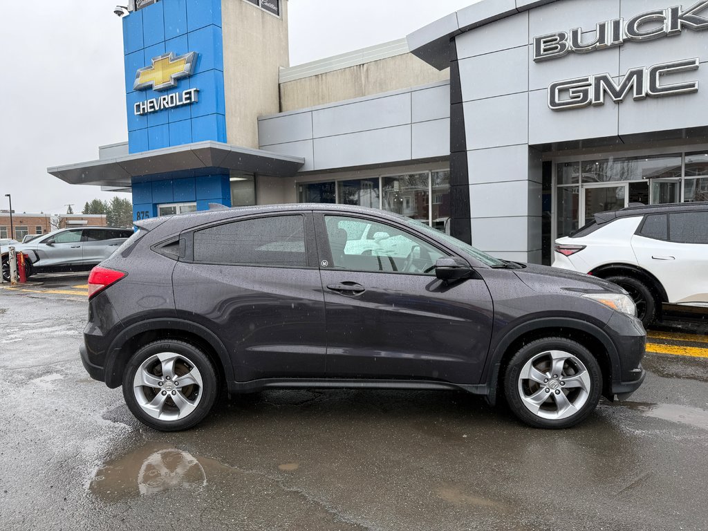 2017 Honda HR-V EX in Drummondville, Quebec - 3 - w1024h768px