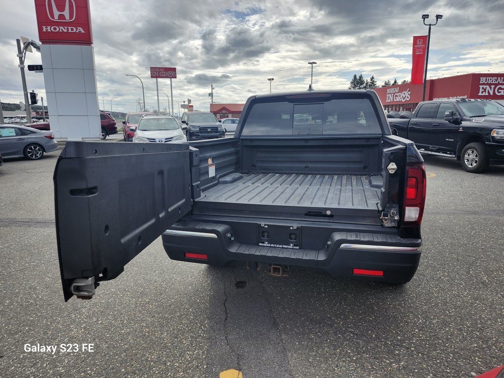Honda RIDGELINE SPORT AWD  2017 à Rivière-du-Loup, Québec - 9 - w1024h768px