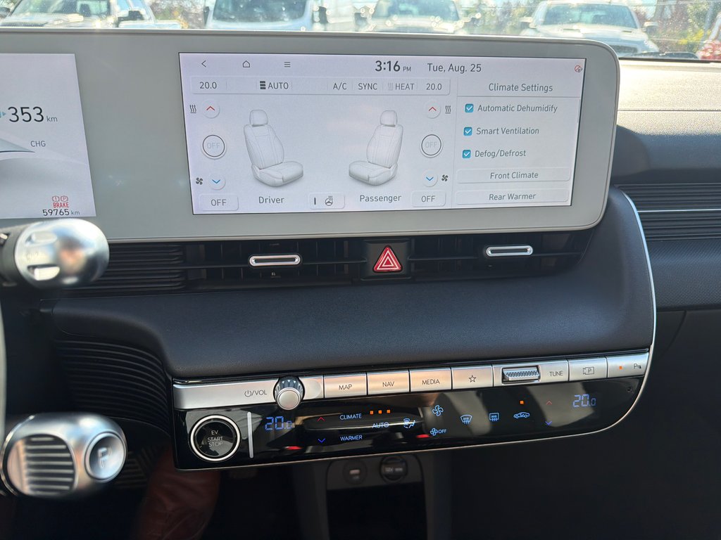 2023 Hyundai IONIQ 5 Preferred w/Ultimate Package in Sherbrooke, Quebec - 7 - w1024h768px